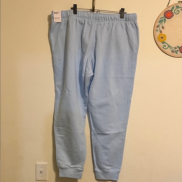 Nike Standard Fit Mid Rise - Picture 9 of 14